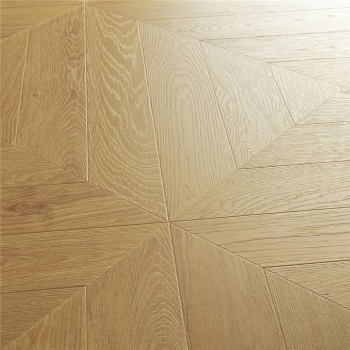 Roble natural chevron3